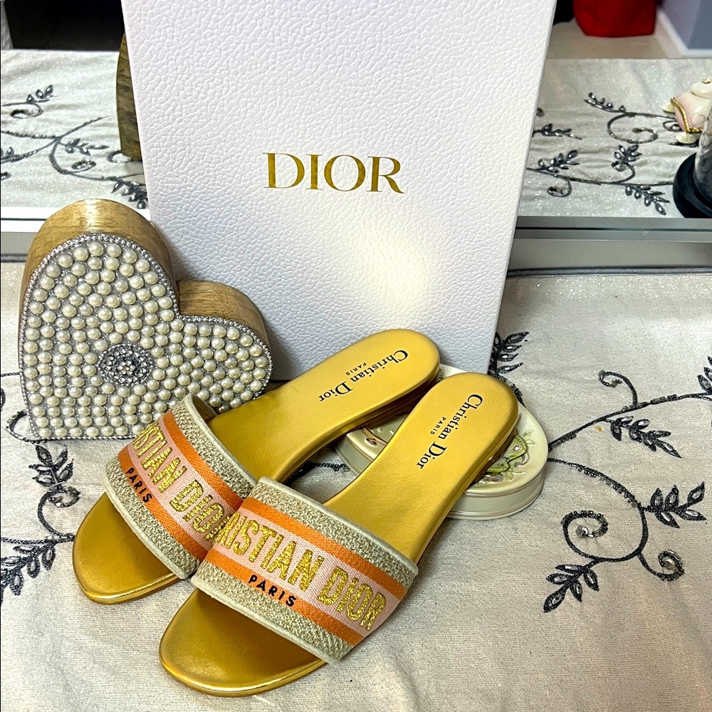 DIOR DWAY SLIDE 52K PLATINUM